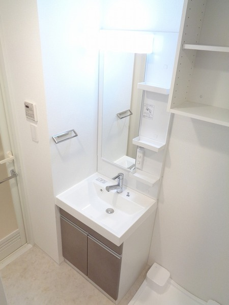 ＧＥＮＯＶＩＡ西川口の洗面所