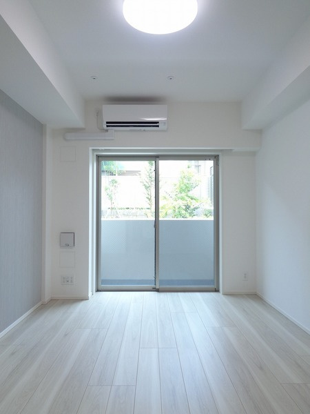 ＧＥＮＯＶＩＡ西川口の居間・リビング