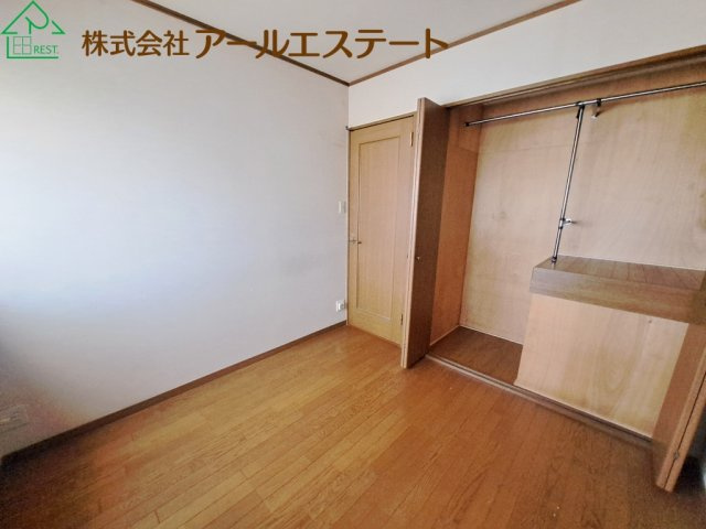 加古川市加古川町備後　　　　山陽電鉄「尾上の松駅」徒歩18分の収納