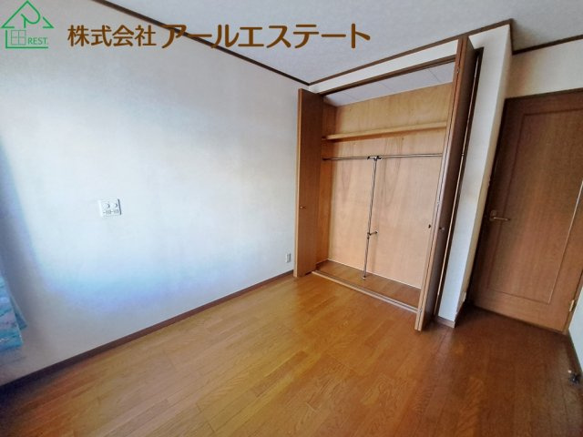 加古川市加古川町備後　　　　山陽電鉄「尾上の松駅」徒歩18分の収納