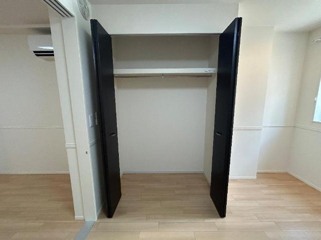 サウダージの収納|クローゼット