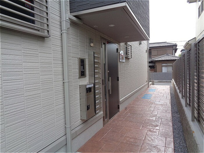 【エントランス】 | ラッキーレジデンス