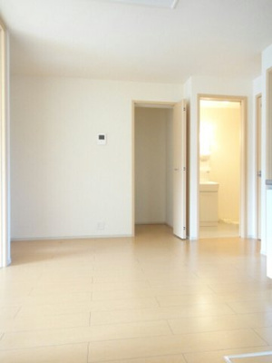 【セキュリティ】 | ヴァイオレット | 【ヴァイオレット】おしゃれな内装です