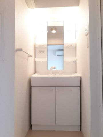 【洗面所】