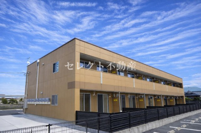 【外観】 | ロイヤルレジデンス | 【ロイヤルレジデンス】外観写真（昼）