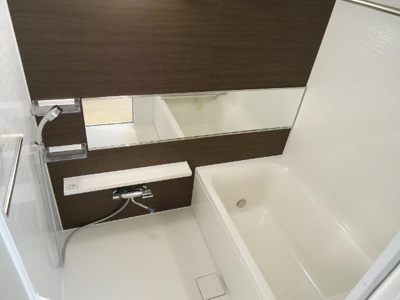 【浴室】 | ロイヤルレジデンス | 【ロイヤルレジデンス】サイズ広めの浴室です