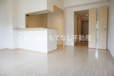 【居間・リビング】 | ハピネス天塚 | ※写真は別号室