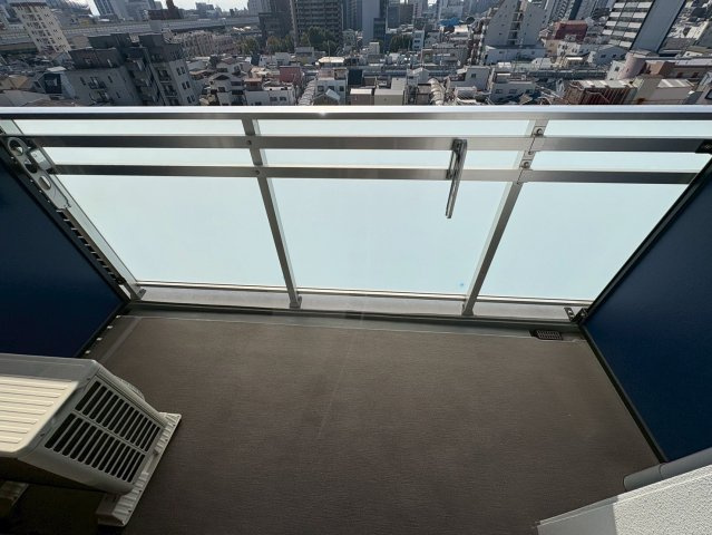 大阪市西区九条２丁目の賃貸マンションのバルコニー