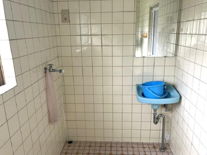 高知市神田　中古住宅の洗面所|洗面所です