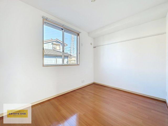 コウジィーコートの洋室