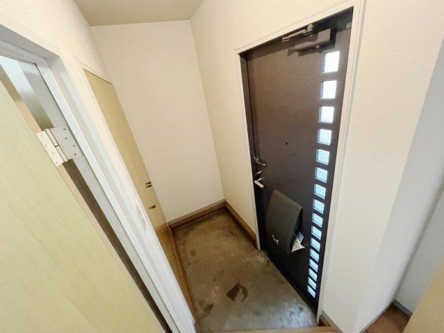 スカイハイツ矢野の玄関