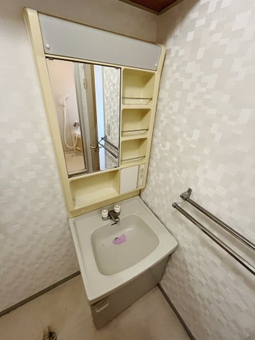 スカイハイツ矢野の独立洗面台