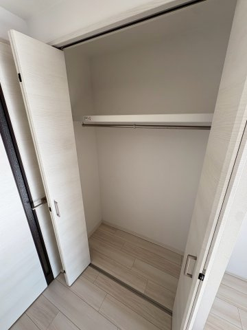 大阪市西区九条南４丁目の賃貸マンションの収納