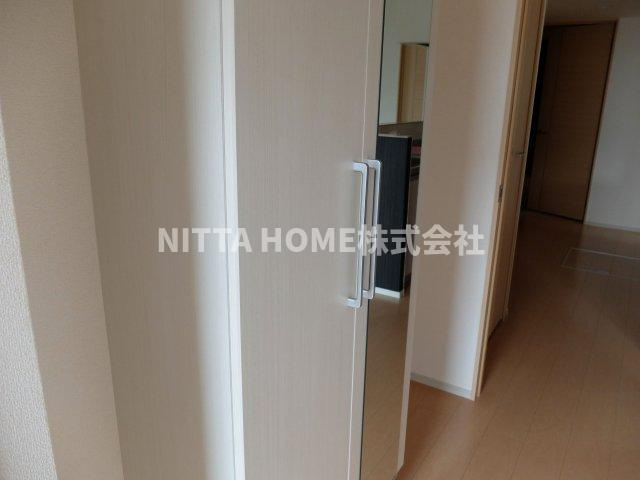 キャトルセゾンの設備|トールサイズのシューズボックスが付いています＊