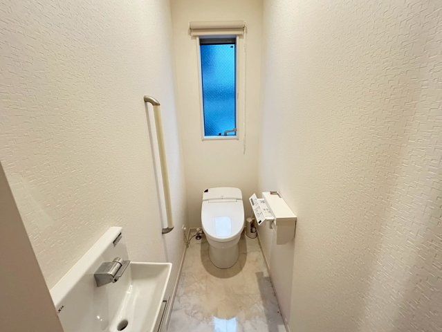 中古戸建　岐阜市日光町7丁目　平成26年築のトイレ