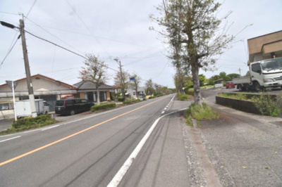 【周辺】 | 肝属郡肝付町前田　店舗 | 前面道路