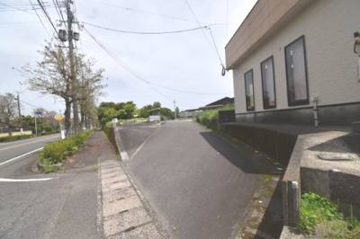 【周辺】 | 肝属郡肝付町前田　店舗 | 前面道路