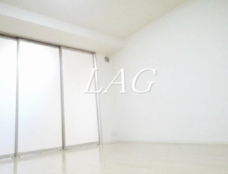 【居間・リビング】 | トニック　コート本八幡南 | 洋室です。