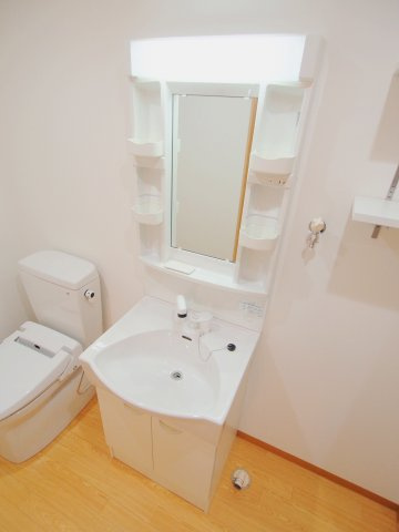 マノワール Ⅱの独立洗面台