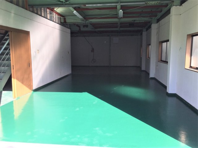 清水倉庫の内装