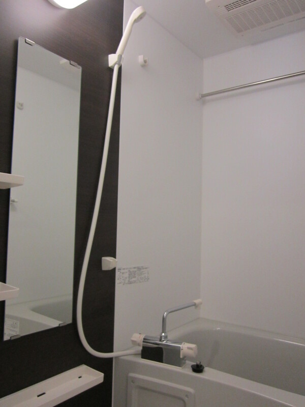 リブリ・タウンコートの浴室