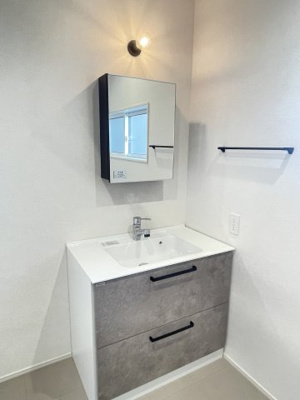 【洗面所】 | 鈴鹿市桜島町５丁目 | 洗面