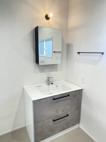 【洗面所】 | 鈴鹿市桜島町５丁目 | 洗面