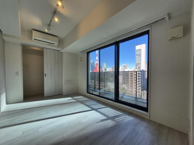 ザ・パークワンズ芝公園の居間・リビング