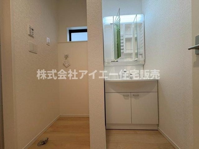 ♥♥読谷村楚辺-2号棟の独立洗面台|使いやすい独立洗面台です