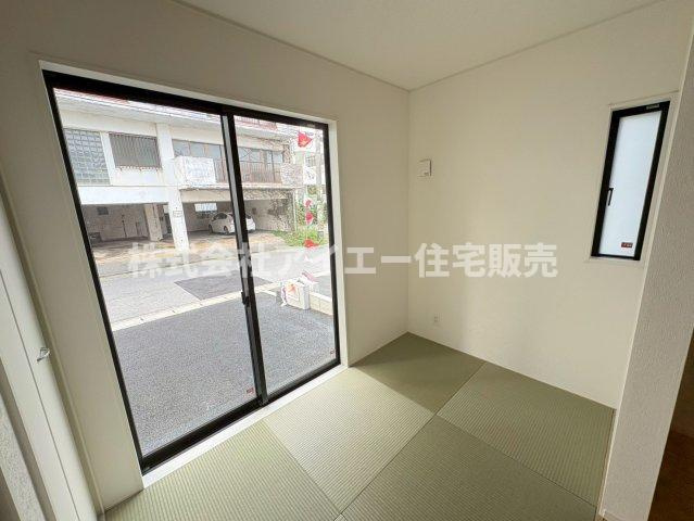 ♥♥読谷村楚辺-2号棟の和室|柔らかい畳が心地よい和室