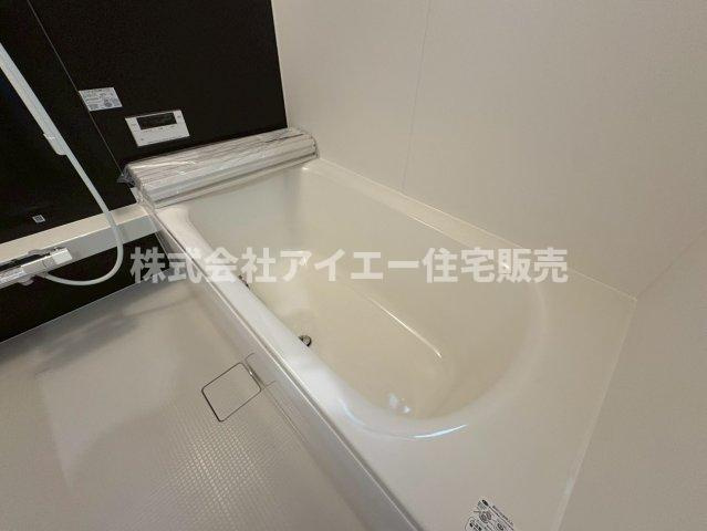 ♥♥読谷村楚辺-2号棟の浴室|落ち着いた空間のお風呂です