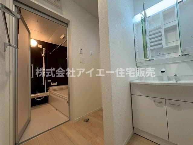 ♥♥読谷村楚辺-2号棟の独立洗面台|独立洗面化粧台付き