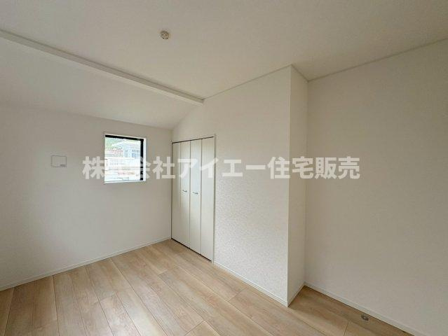 ♥♥読谷村楚辺-2号棟の洋室|使い勝手のいい洋室です