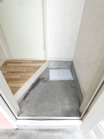 フラットＵの玄関