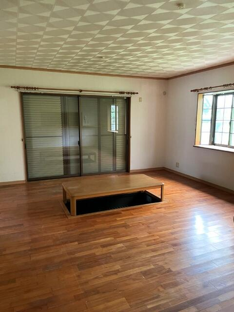 【居間・リビング】