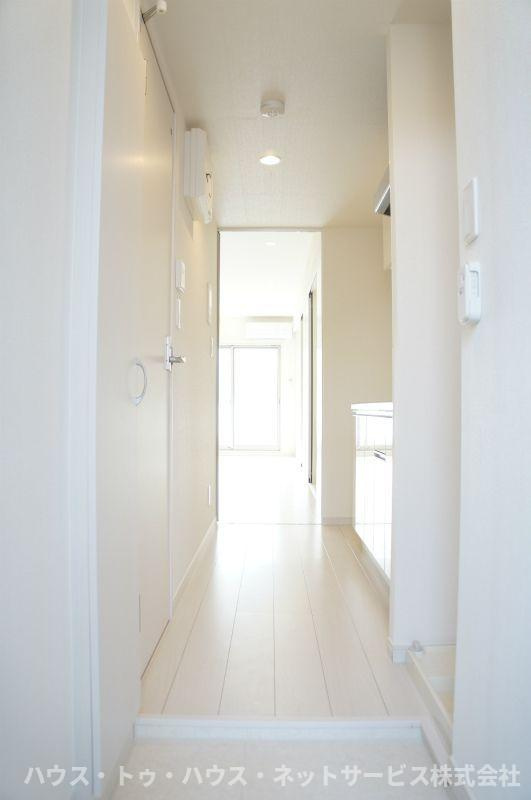 リブリ・三村新町の玄関