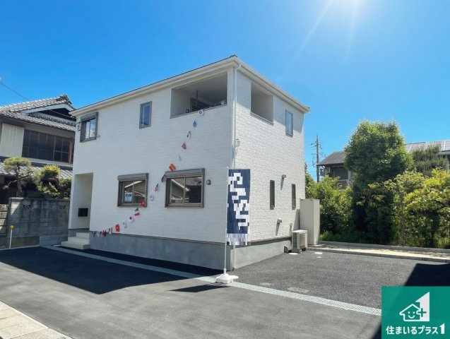 ★29(土)30(日)現地見学可能！★木津川市木津清水　全2邸の外観|安心の10年保証！外観を美しく保ち、雨水で汚れを落とします！気になることがありましたら、お気軽にお問い合わせください！