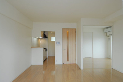 【居間・リビング】 | リアンシエルブルー東比恵