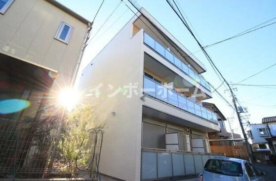 エルスタンザイチカワミナト