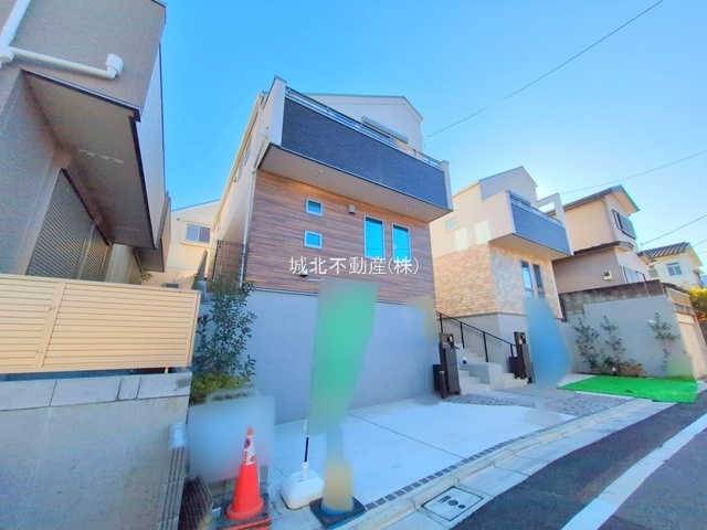 練馬区大泉町2丁目 全4棟 C号棟の外観|堂々完成につきご内覧いただけます♪