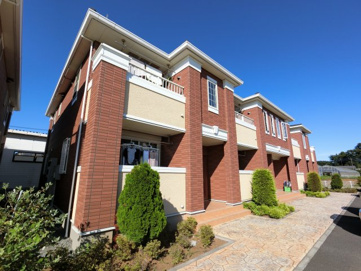 クレメントヴィラ　Bの画像