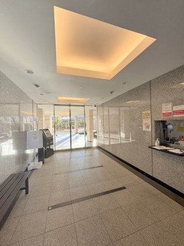 ウィズ松戸陽だまりの丘のエントランス|共用部・エントランス