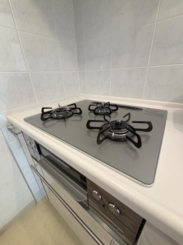 ウィズ松戸陽だまりの丘のキッチン|キッチン/作り置きのできる3口コンロ