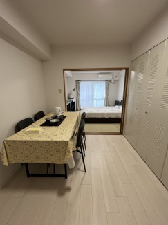 【ダイニング】 | ロイヤルリゾート琵琶湖グランデ | 奥のお部屋に和室が続いています