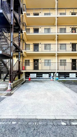 ネオコーポ武庫川のその他共用部分|洗車スペース