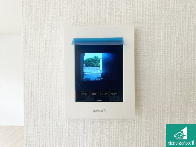 ★現地見学可能！木津川市木津清水　第32期　新築一戸建ての防犯設備|カラーモニターインターホン！声だけでなく来訪者の姿や顔がモニターで確認できるので、小さなお子様がいらっしゃるご家庭でも安心できます！