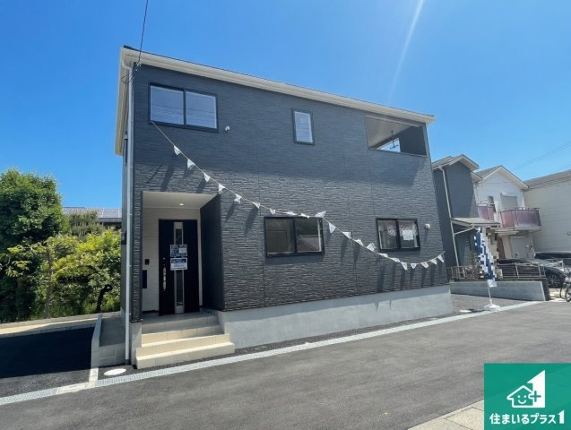 ★現地見学可能！木津川市木津清水　第32期　新築一戸建ての外観|安心の10年保証！外観を美しく保ち、雨水で汚れを落とします！気になることがありましたら、お気軽にお問い合わせください！