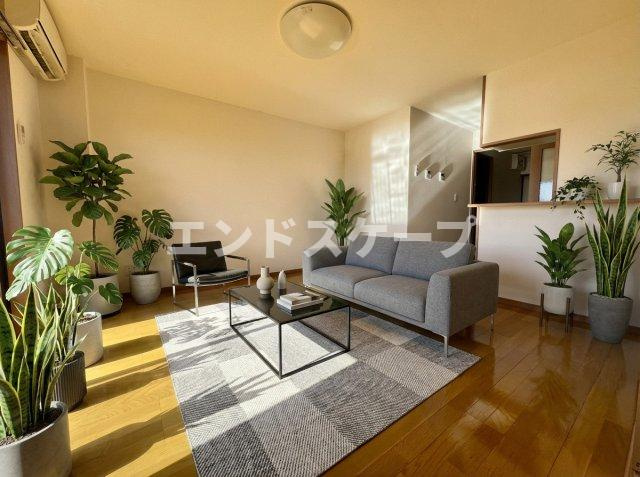 みやまマンションⅡの居間・リビング|家具はCGのイメージ画像になります。※実際に家具は付いておりません。