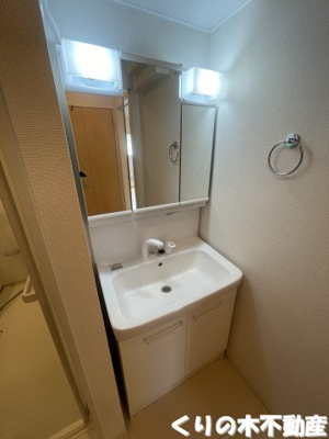 【洗面所】 | レジデンス鳥生１ | 同タイプのお部屋です（現況を優先します）