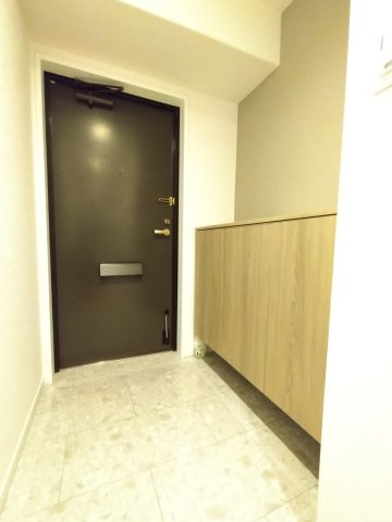 セルヴィオ2番館の玄関|明るい玄関です